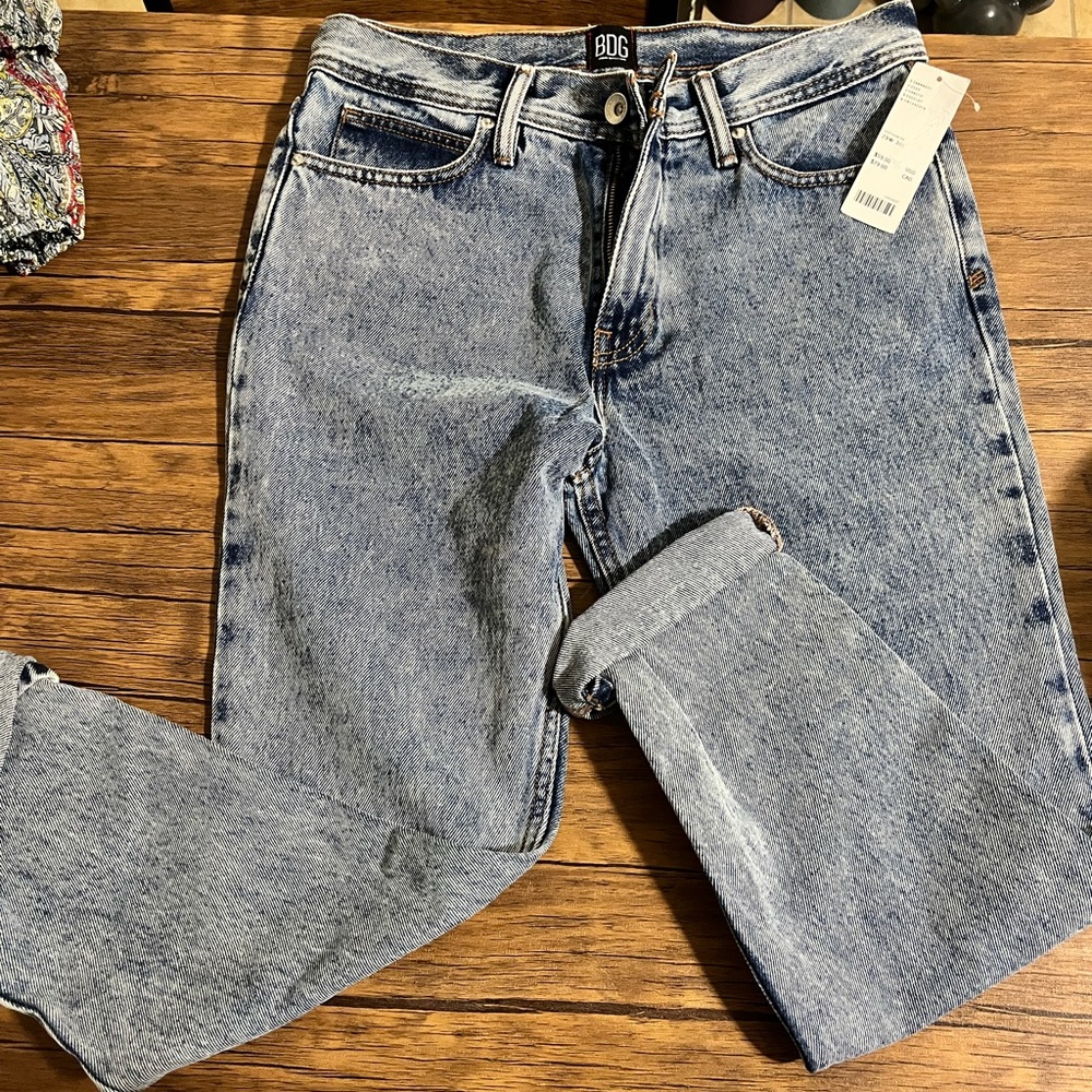 UO mom jeans